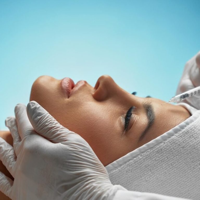 cosmetic-botox-injection-female-forehead_651396-832